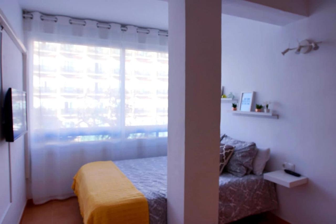 Apartamento La Carihuela Torremolinos Dış mekan fotoğraf