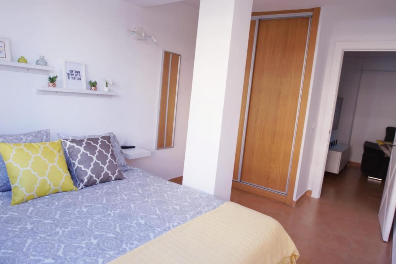 Apartamento La Carihuela Torremolinos Dış mekan fotoğraf