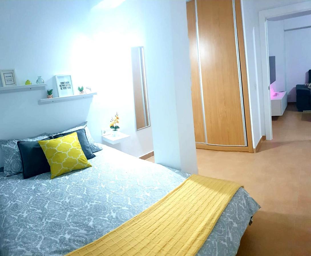 Apartamento La Carihuela Torremolinos Dış mekan fotoğraf